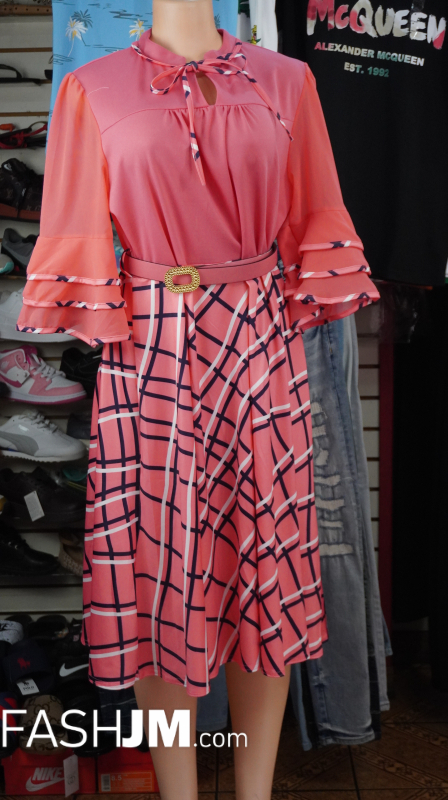  Pink Dress image0