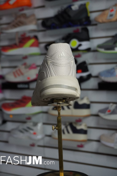 Sneakers or Football Boots
