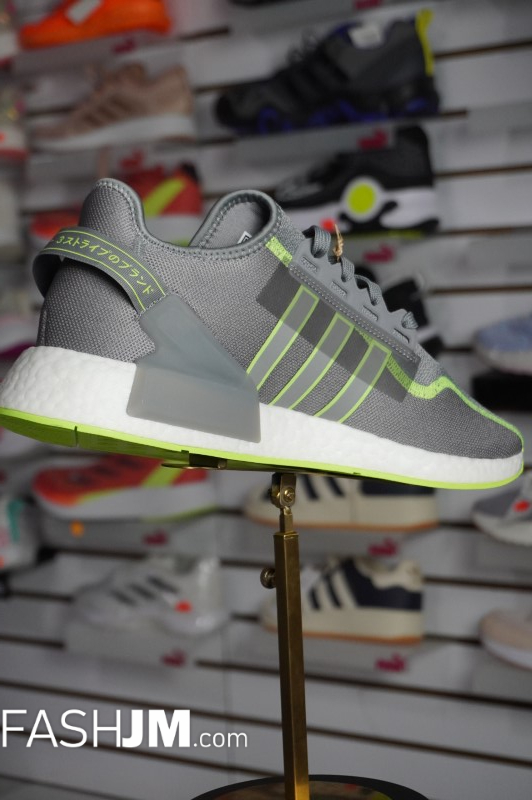  Sneakers or Football Boots image0