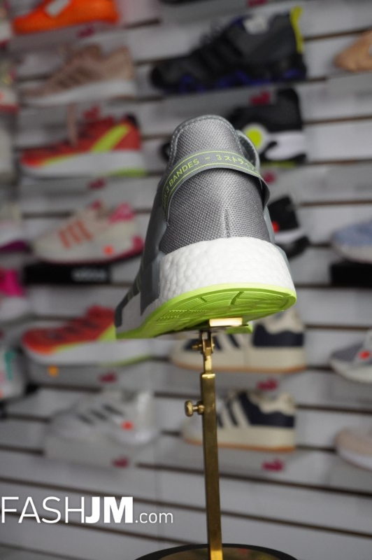  Sneakers or Football Boots image1