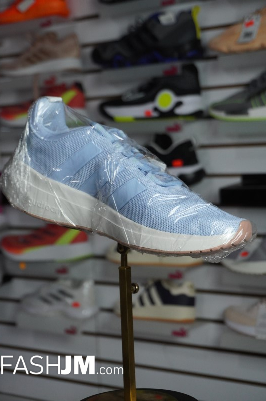  Sneakers or Football Boots image2