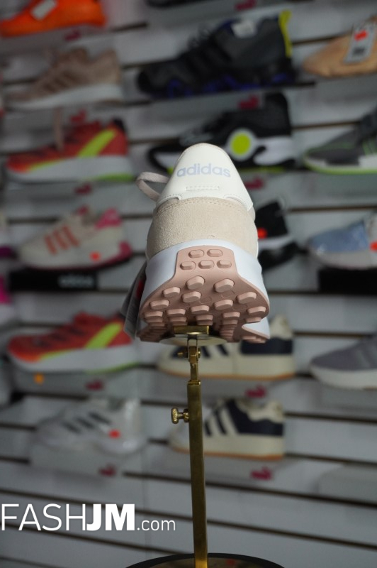  Sneakers or Football Boots image4