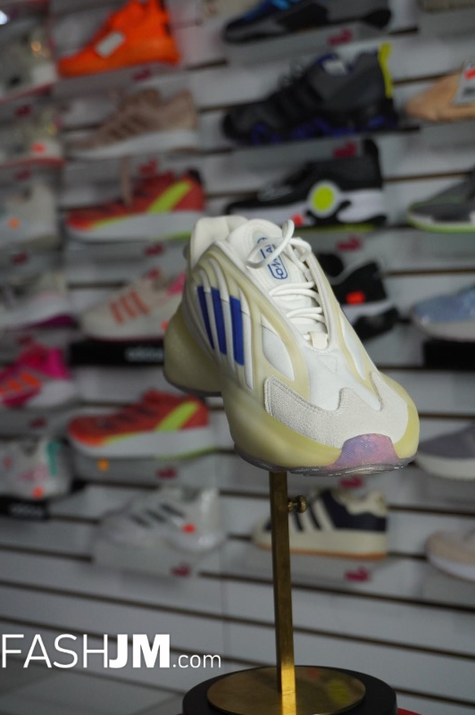  Sneakers image4