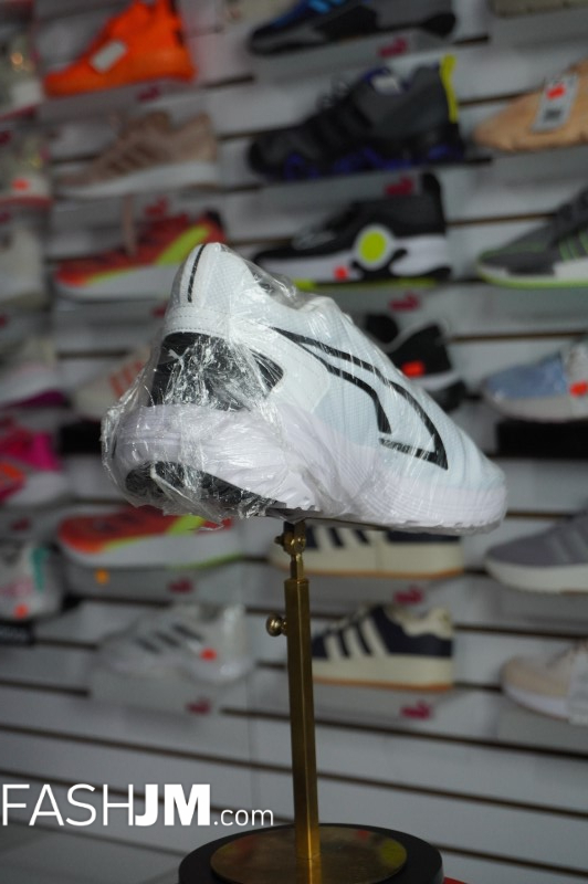  Sneakers image4