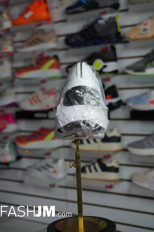  Sneakers image5