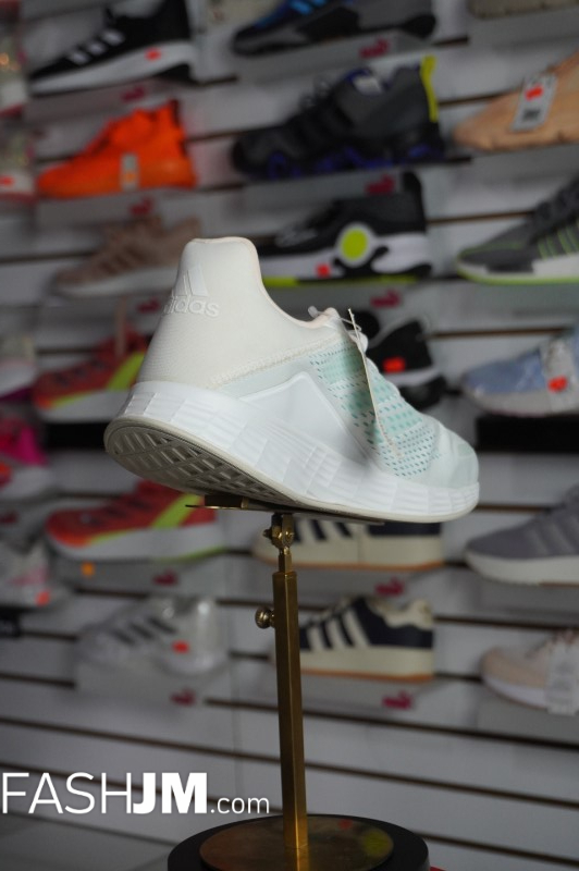  Sneakers image7