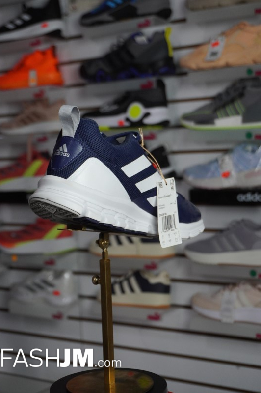  Sneakers image3
