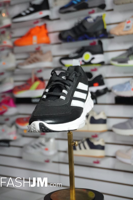  Sneakers image5