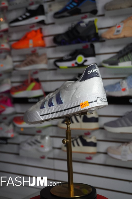  Sneakers image4