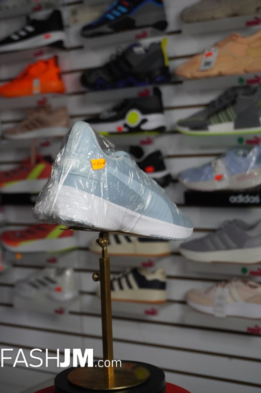  Sneakers image5