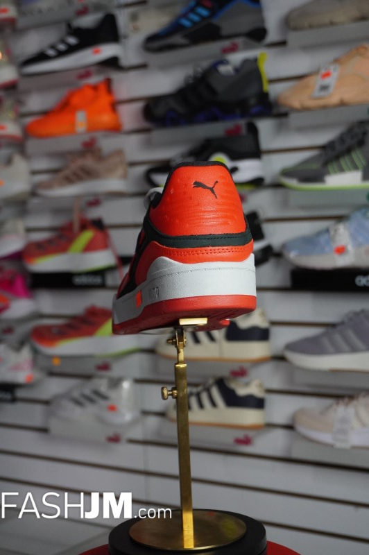 Sneakers image3