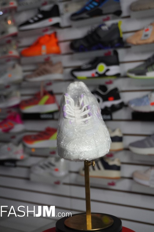  Sneakers image4