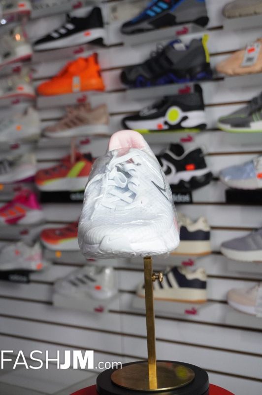  Sneakers image5