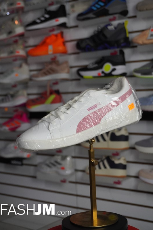  Sneakers image2