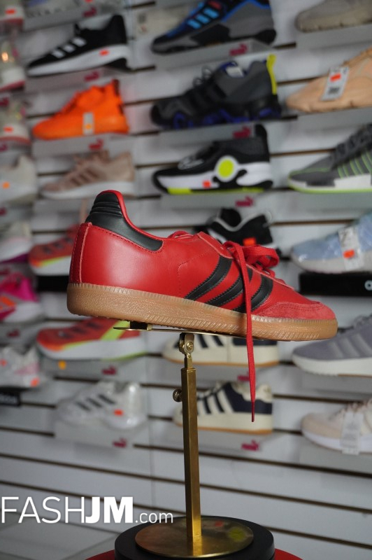  Sneakers image2