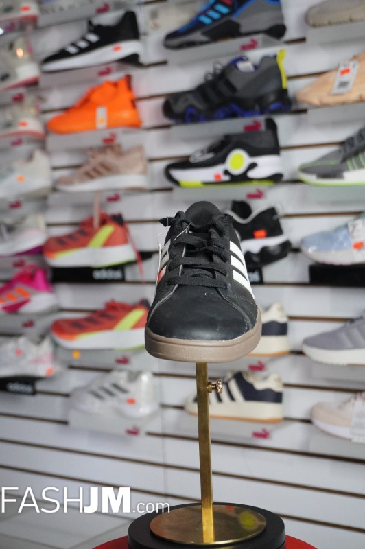  Sneakers image6