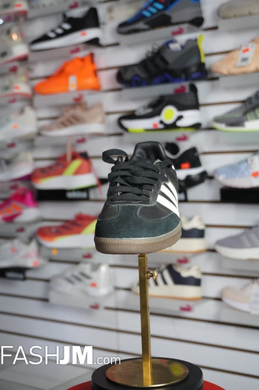  Sneakers image7