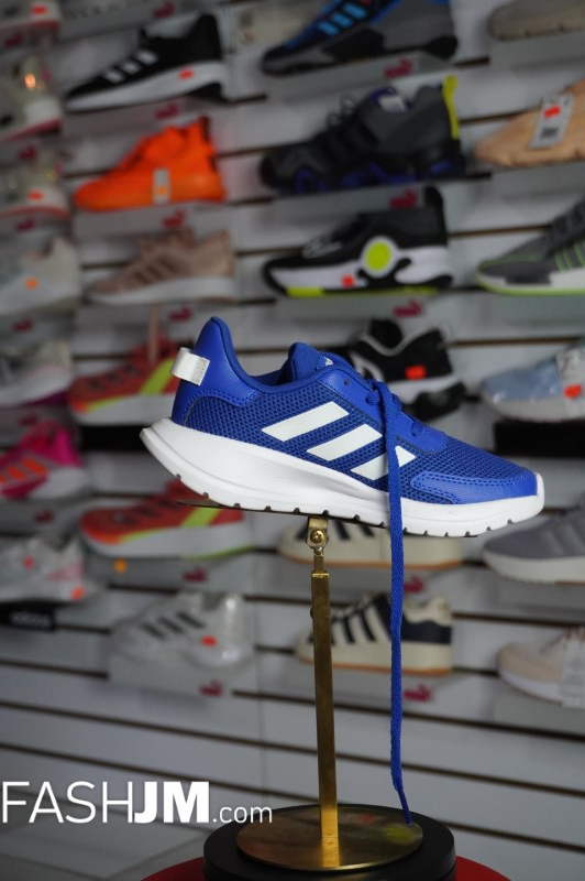 Sneakers image2