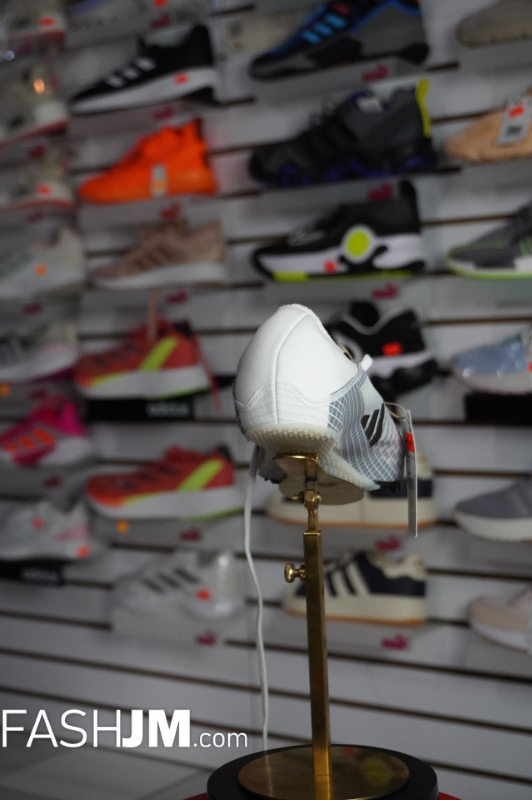  Sneakers image2