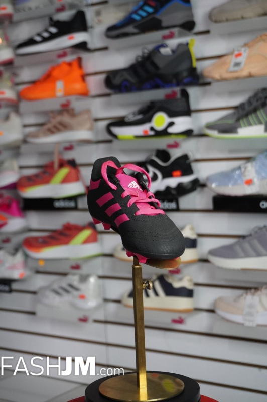  Sneakers image1