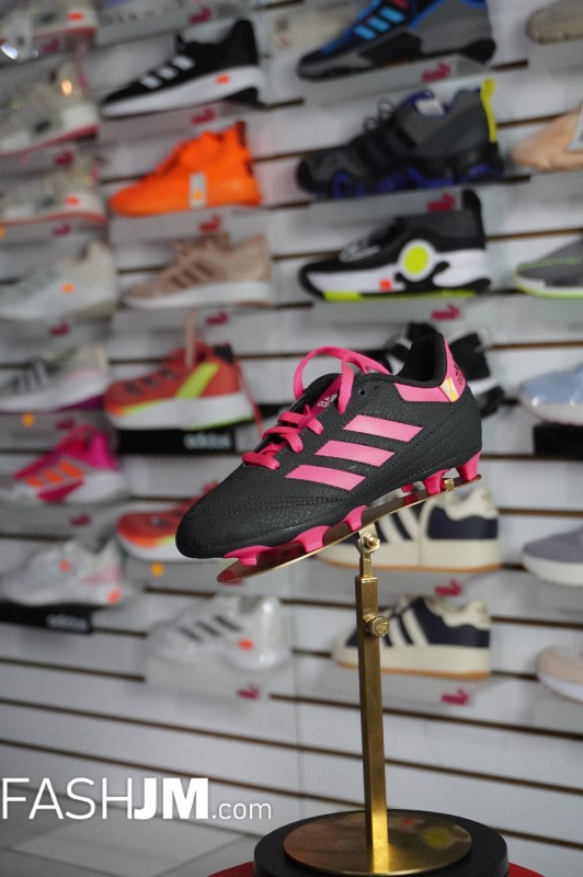  Sneakers image2