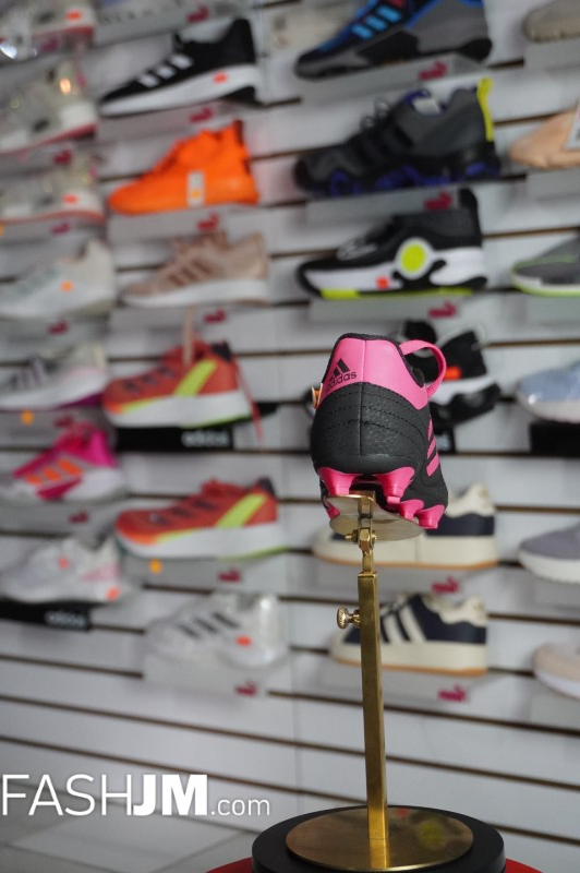  Sneakers image4