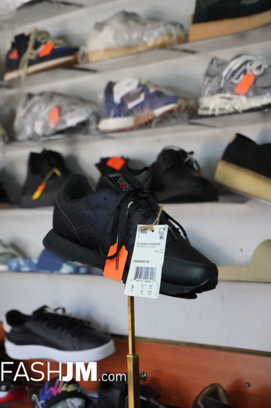 Reebok Sneakers image2