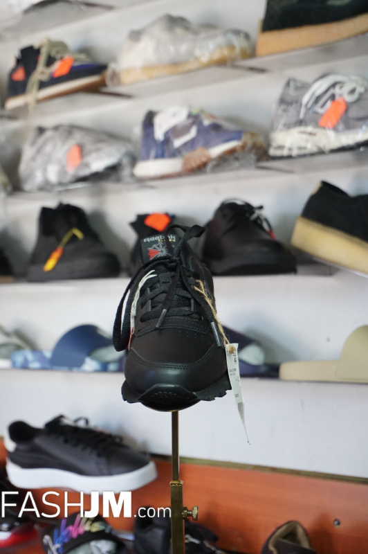  Reebok Sneakers image3