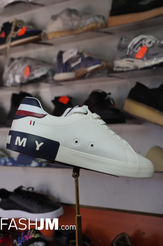  Tommy Hilfiger Sneakers image2