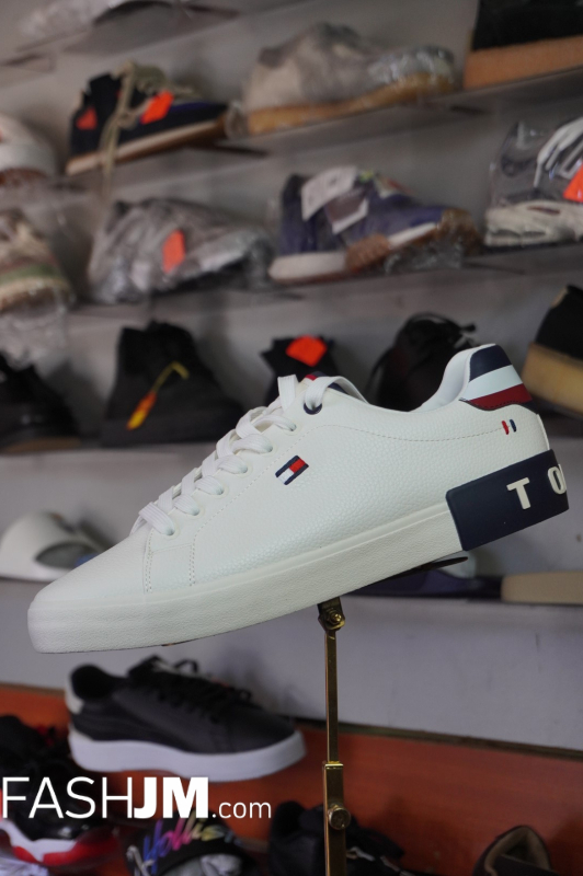  Tommy Hilfiger Sneakers image4