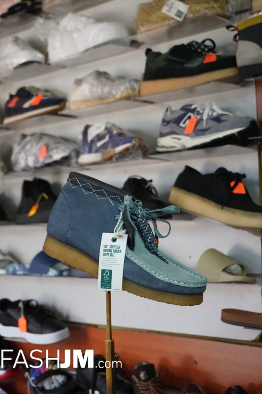  Wallabee Clarks image0