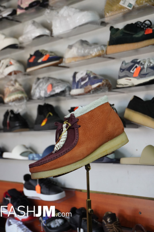  Wallabee Clarks image0