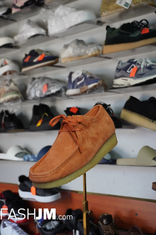 Wallabee Clarks image0