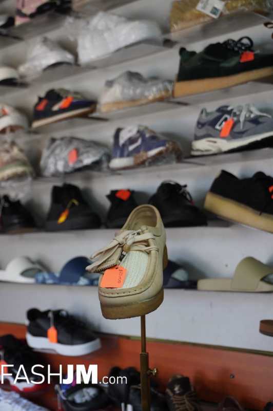  Wallabee Clarks image1