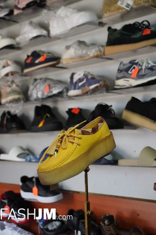  Wallabee Clarks image1