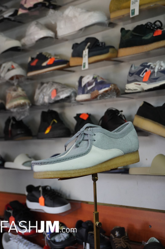  Wallabee Clarks image0
