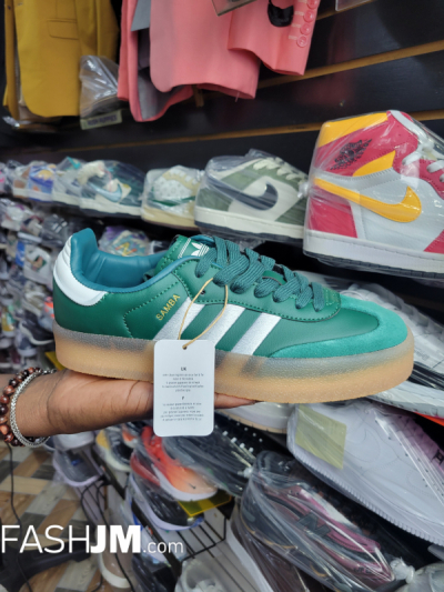Adidas Sneakers