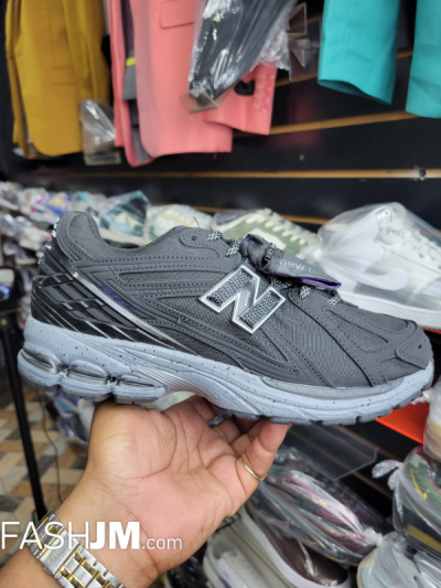 New Balance Sneakers