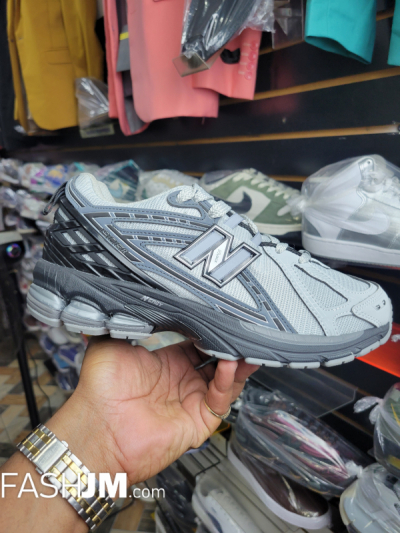 New Balance Sneakers