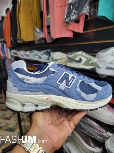 New Balance Sneakers