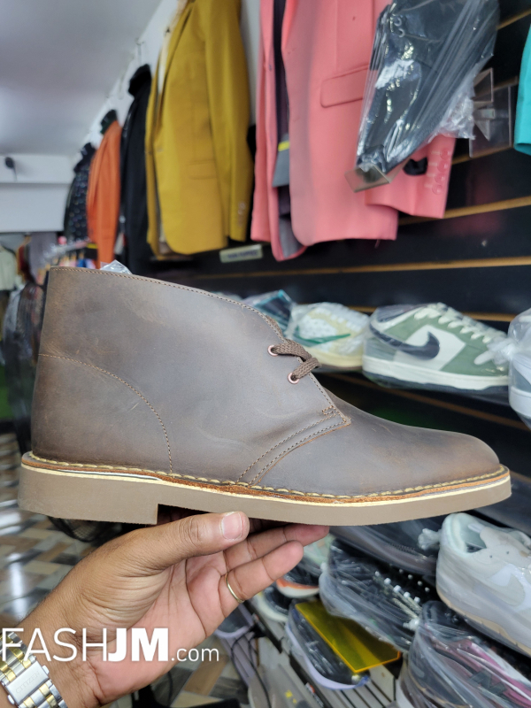  Brown Leather Dessert Clarks image0
