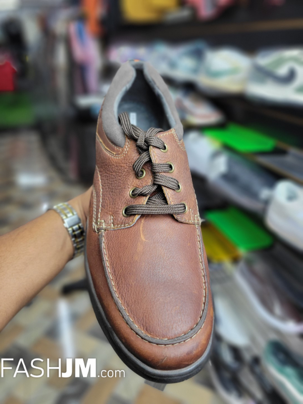  Brown Shoes image1