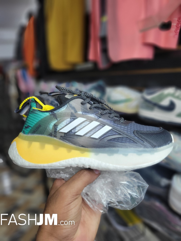  Sneakers image2