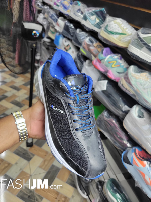  Sneakers image1