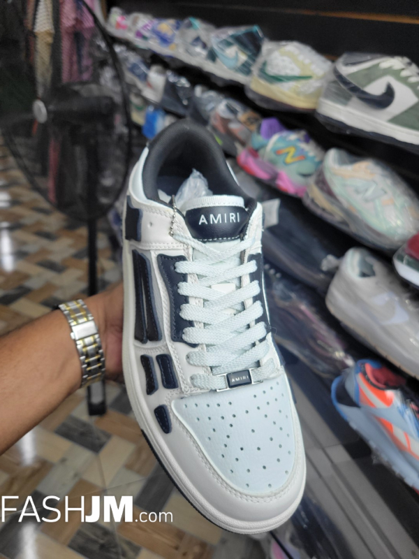  Sneakers image2
